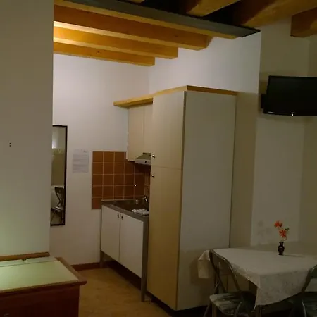 Elvira Miniscalchi Maison d'hôtes *