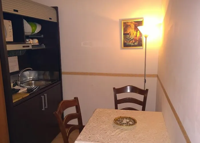 بيت ضيافة Elvira Miniscalchi *