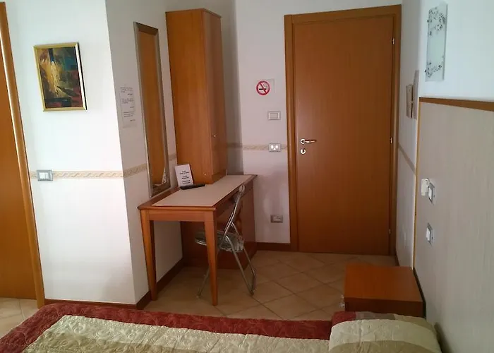 Elvira Miniscalchi بيت ضيافة