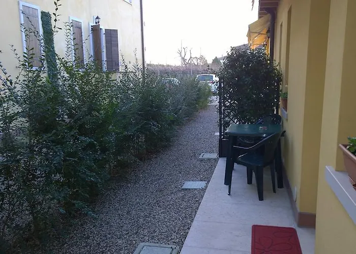 Elvira Miniscalchi بيت ضيافة